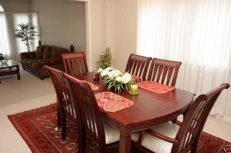 796 Foxcroft Sold by BREL Dining room