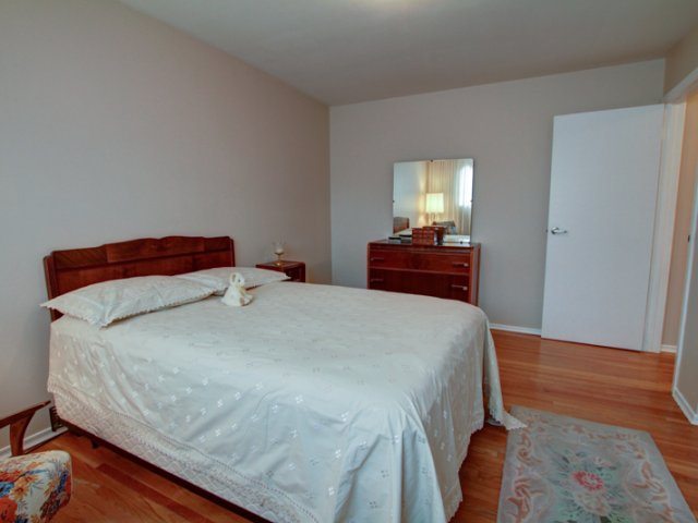 Affordable Family Home 72 Topcliff sold by BREL (17)