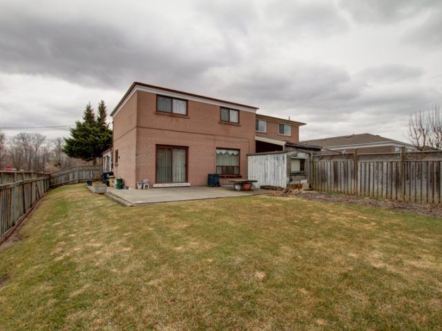 Affordable Family Home 72 Topcliff sold by BREL (4)