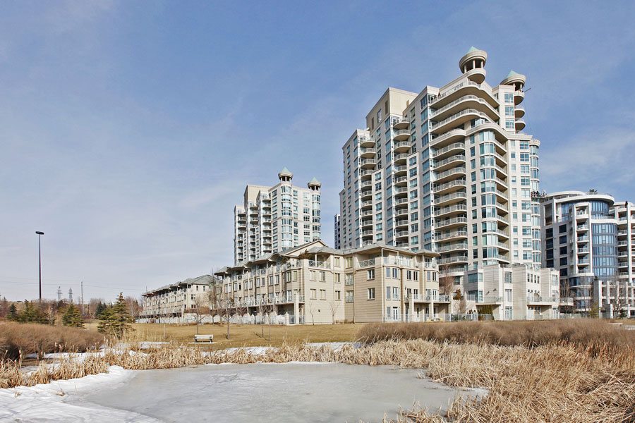 Incredible Waterfront Value 2111 Lake Shore 1511 (15)