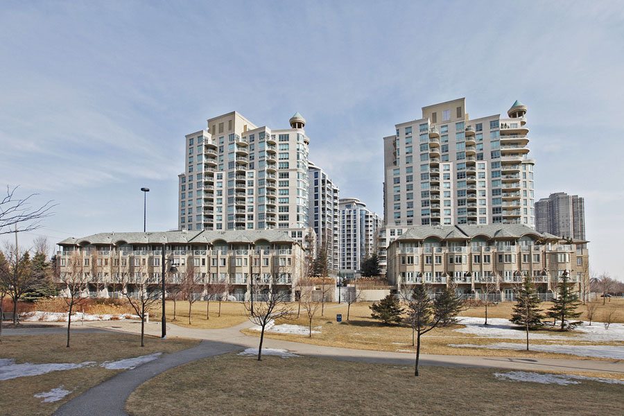 Incredible Waterfront Value 2111 Lake Shore 1511 (16)