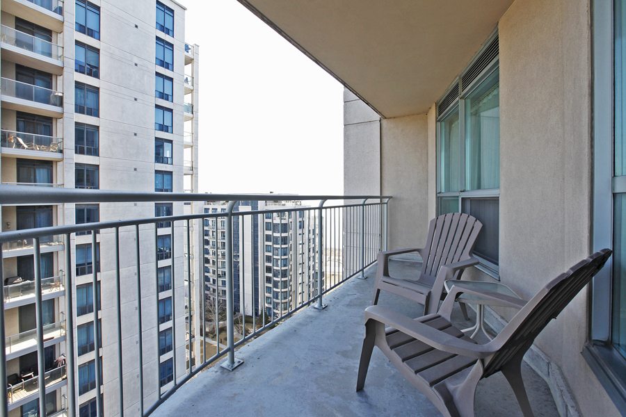 Incredible Waterfront Value 2111 Lake Shore 1511 (2)
