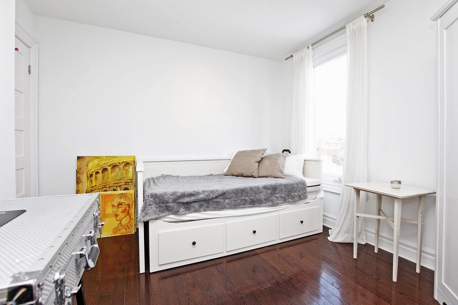 Leslieville House