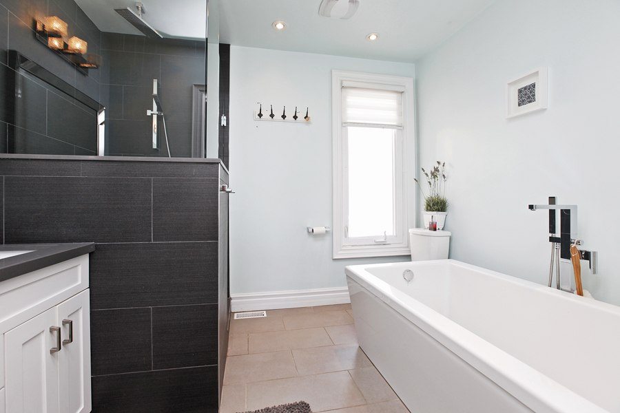 Master Bedroom Ensuite 1