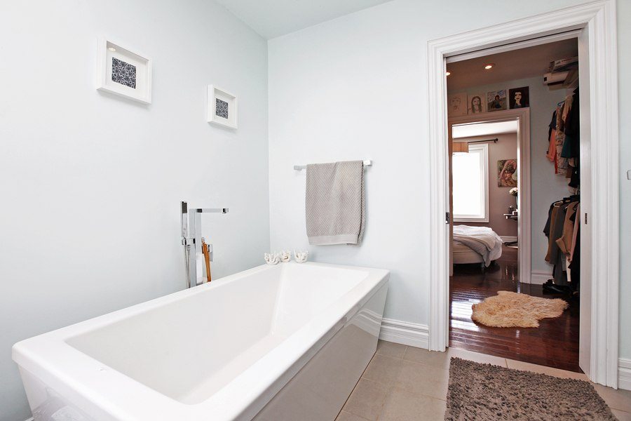 Master Bedroom Ensuite 4