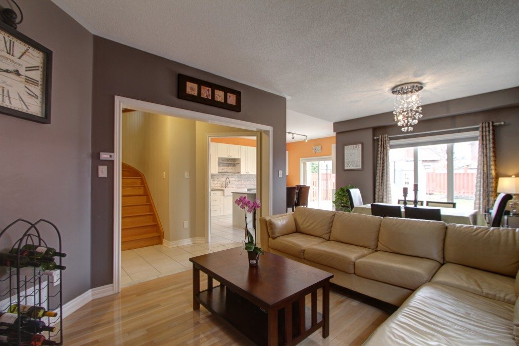 Stunning 3 bedroom home in Newmarket 454 Greig (5)