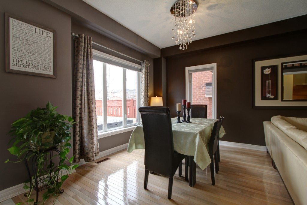 Stunning 3 bedroom home in Newmarket 454 Greig (6)