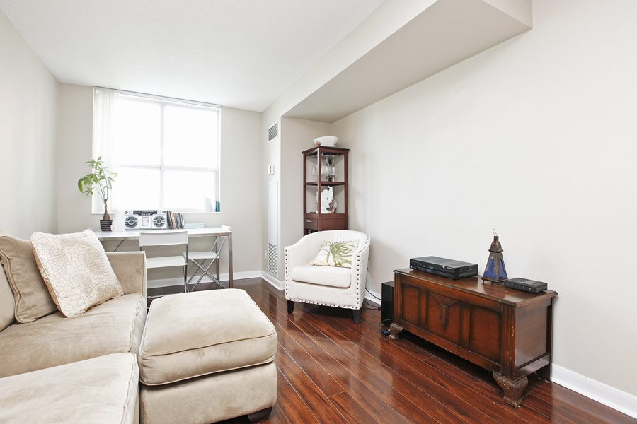 The Richmond Toronto Condo for Sale Living Room 4