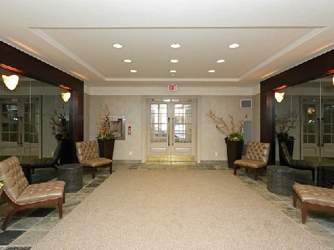 Two Storey Midtown Toronto Loft (3)
