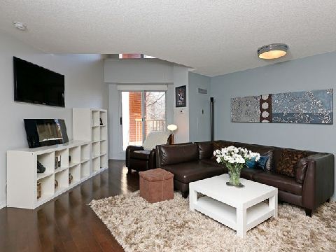Two Storey Midtown Toronto Loft (4)