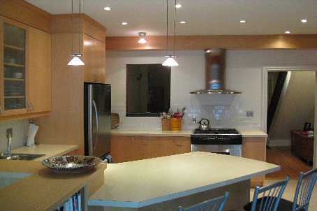 177 Galley Ave - Roncesvalles Century Home SOLD by the BREL team (9)