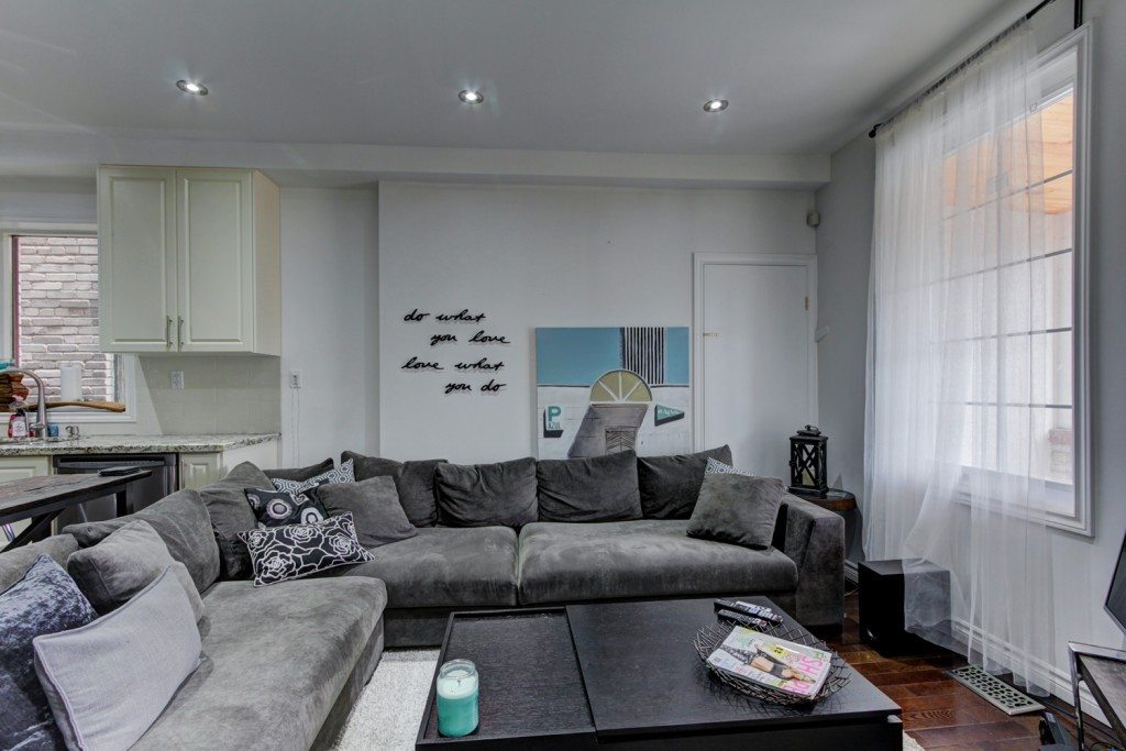2 bedroom for lease