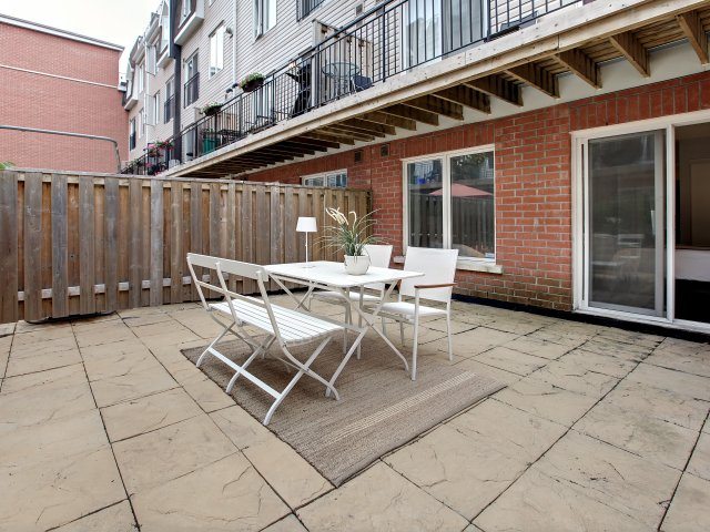 22 Laidlaw Unit 1216_