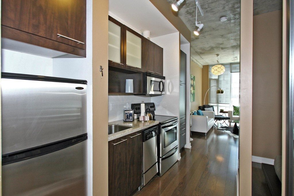 66 Portland Street 507 Toronto-print-013-Kitchen-2100x1400-300dpi
