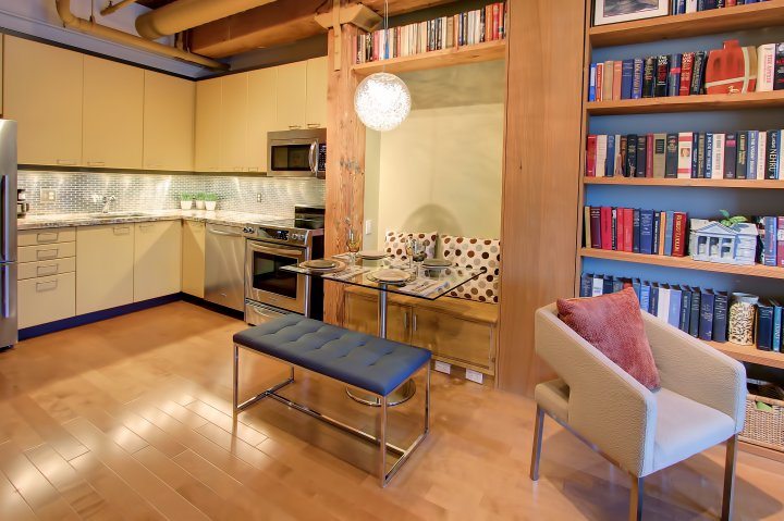 Gotham Lofts - 781 King W #514 (9)