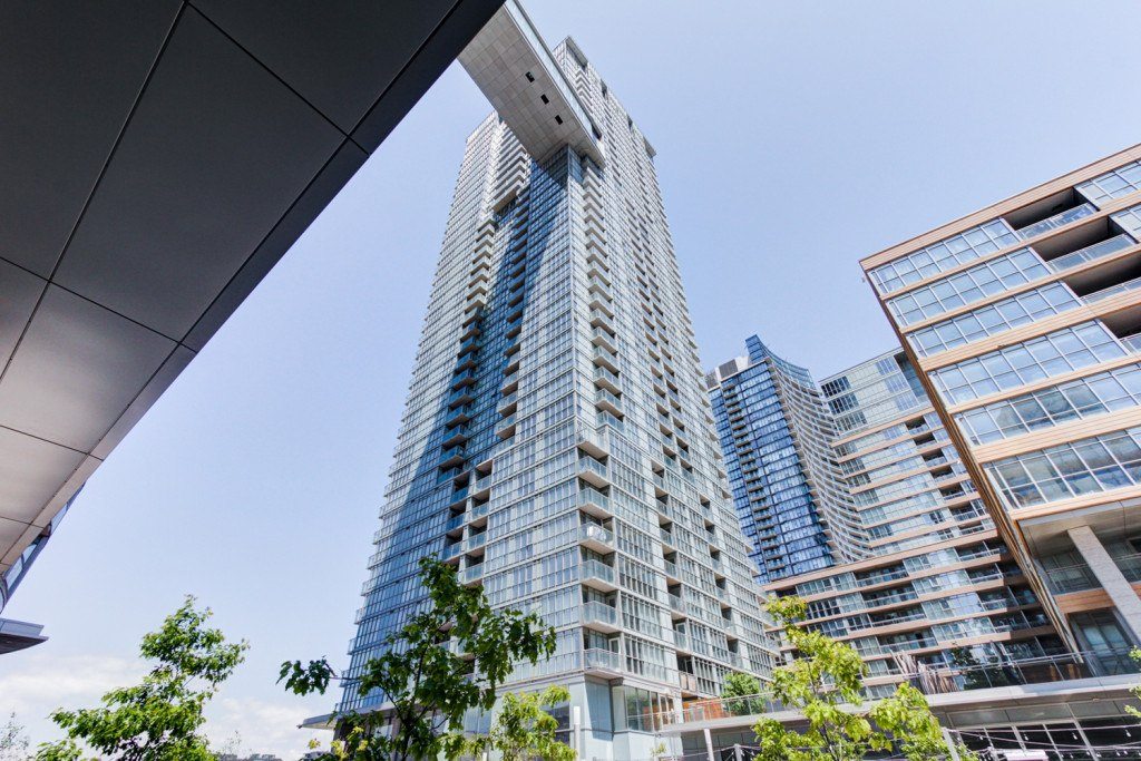 Ice boat terrace condo