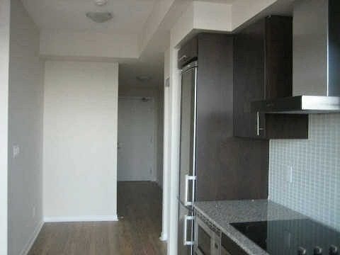 Toronto Condos Fly