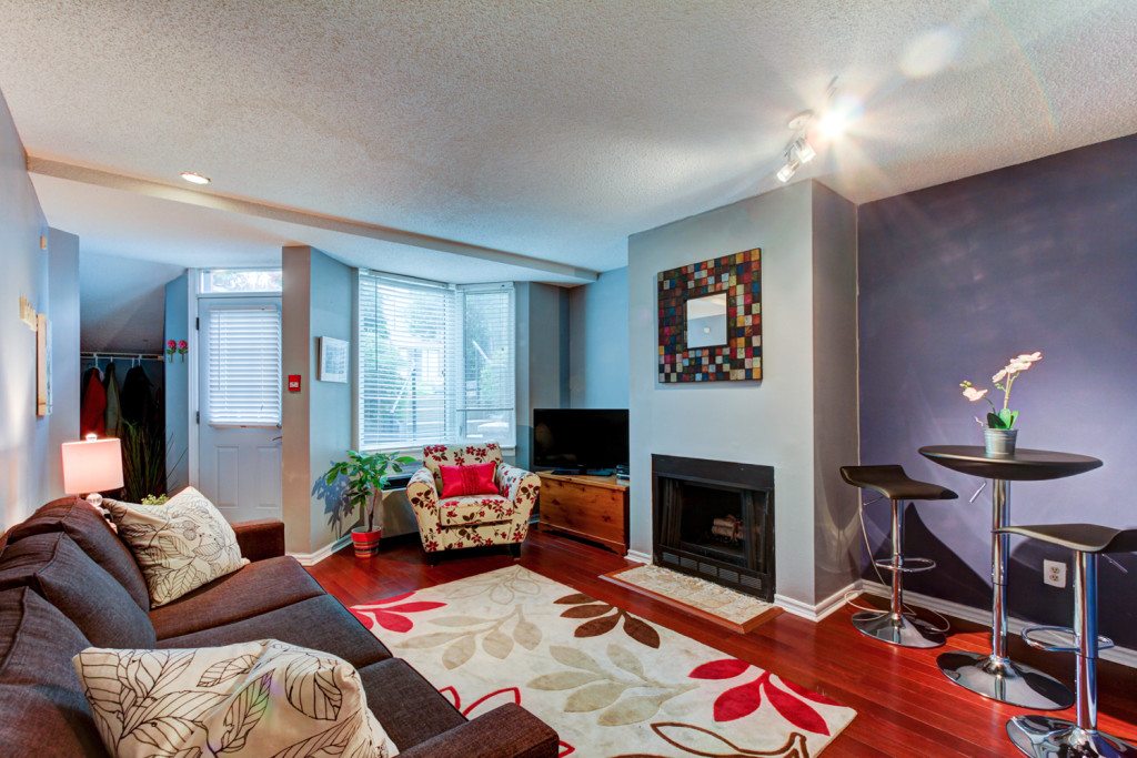 King West Townhouse Summit Complex