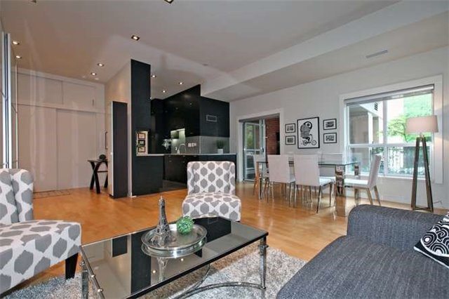 Mount Pleasant Toronto Metro Condo.