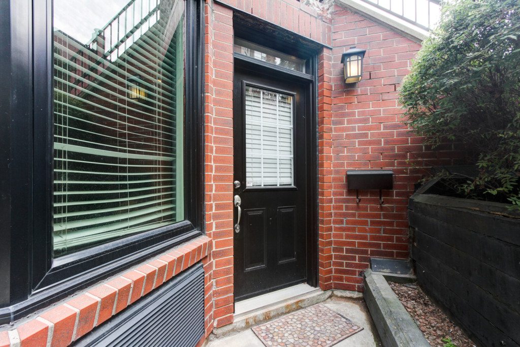 Townhouse Summit Complex