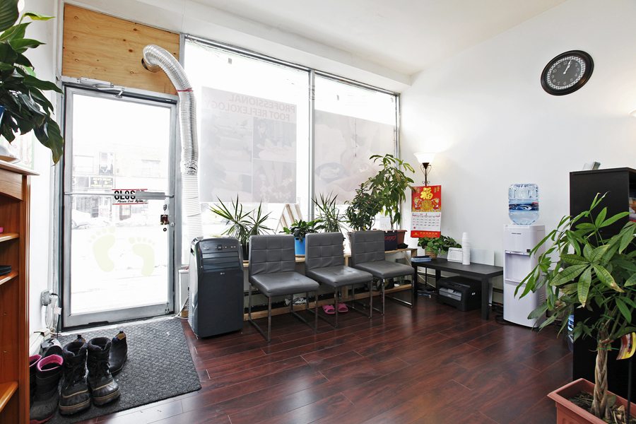 1559A Eglinton Avenue West Commercial Sale Toronto Retail Space 2