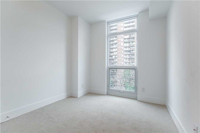 Pears on the Avenue Condo