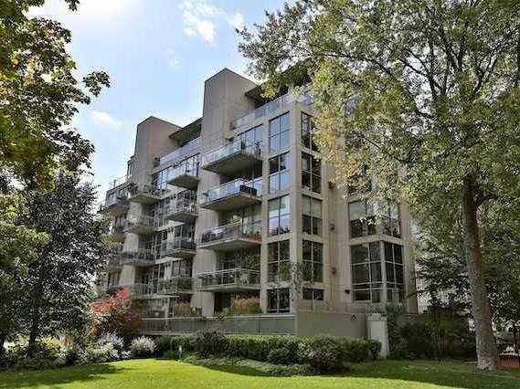 Toronto Niagara Twenty Lofts