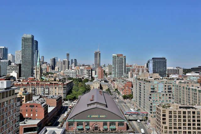 Torotno St. Lawrence Market Condo