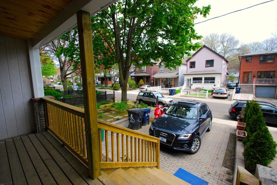 20 Ashdale Avenue Toronto Leslieville Rental Front Porch