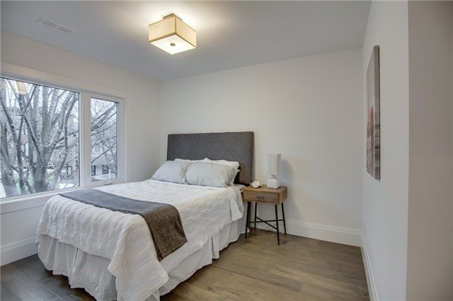 4 Bed House for Sale in Leslieville