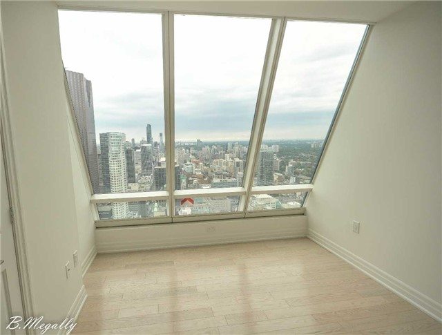 L Tower Toronto Waterfront Communities