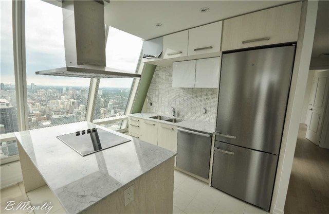 Toronto L Tower