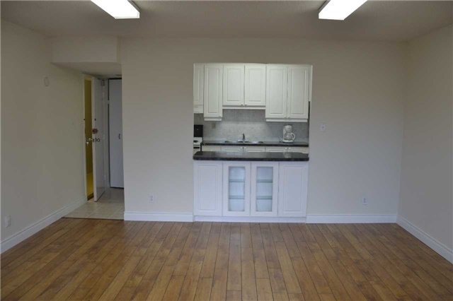2 Storey Apartment Lawrene Park