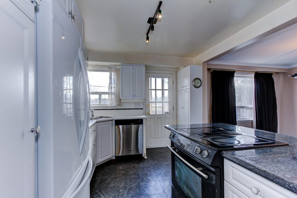 For Lease Toronto Newtonbrook