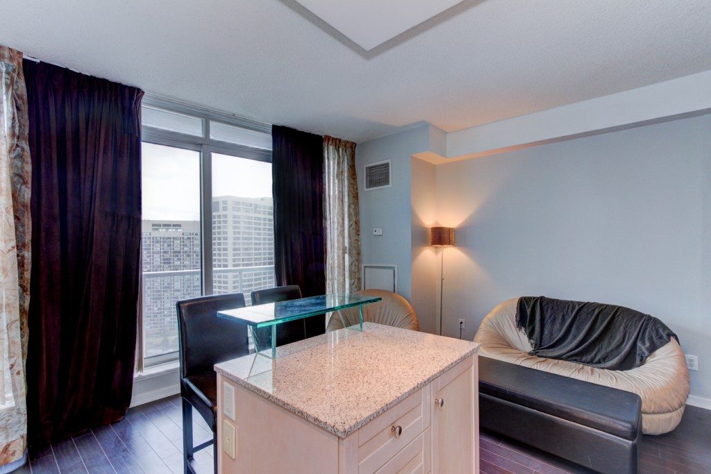 Waterfront Condos Waterclub Toronto