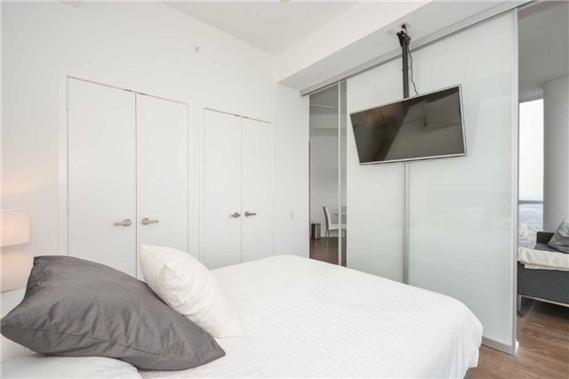 Chaz Yorkville Condo