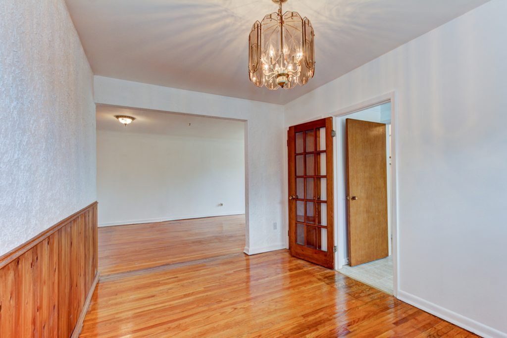 Toronto Detached Homes.Bayview Villagejpg
