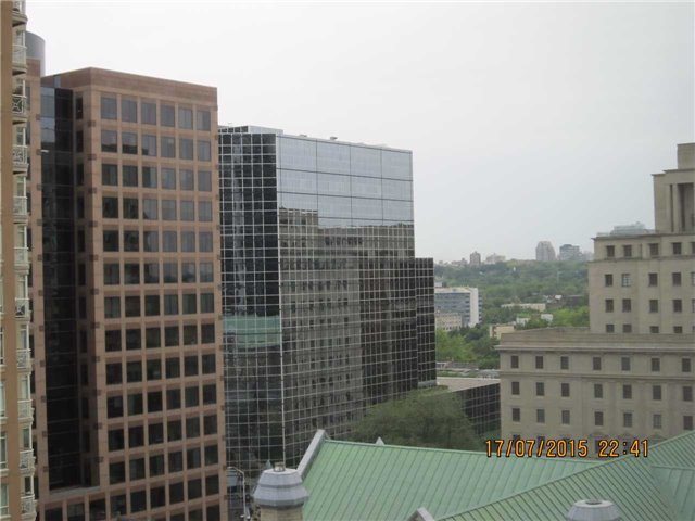 Toronto Couture Condominiums