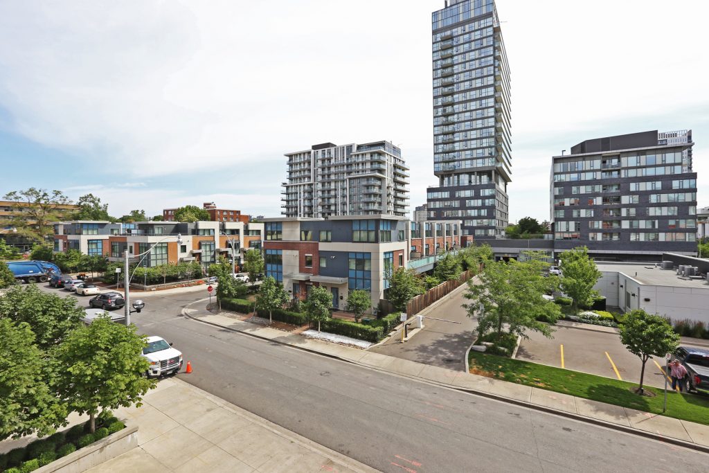 Toronto One Cole Condos