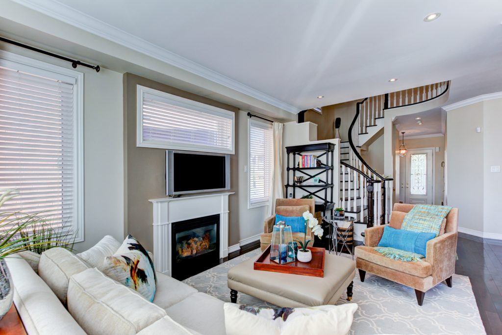 Homes Richmond Kingshill Toronto