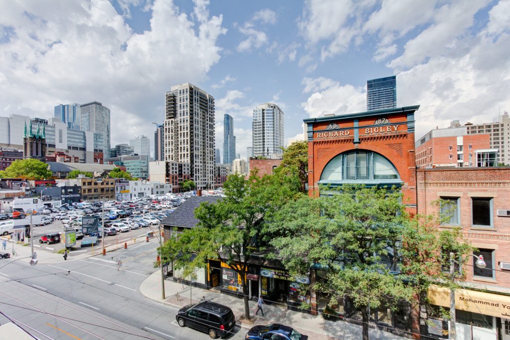 Toronto Church Yonge Corridor Lofts