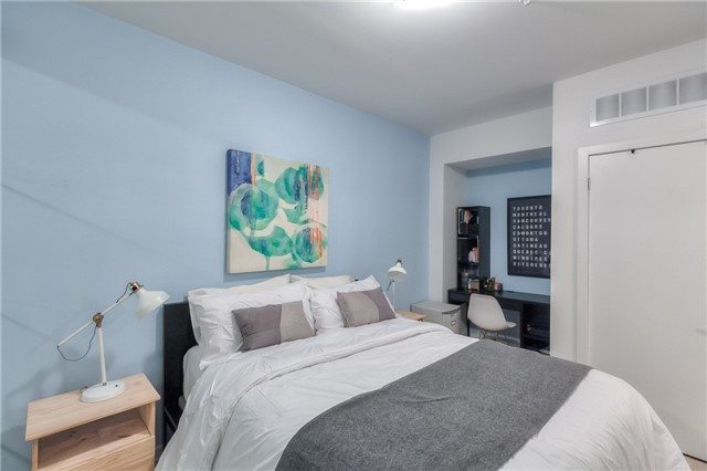 sold-townhomes-riverside