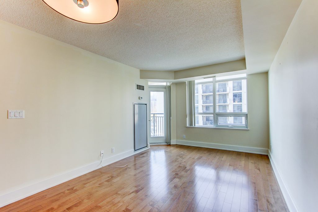 toronto-st-gabriel-manor-for-lease