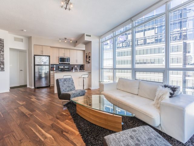 maple-leaf-square-condos-toronto