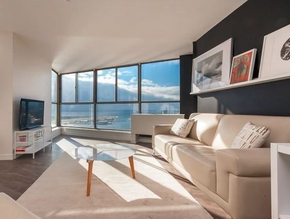Sold Harbour Point III