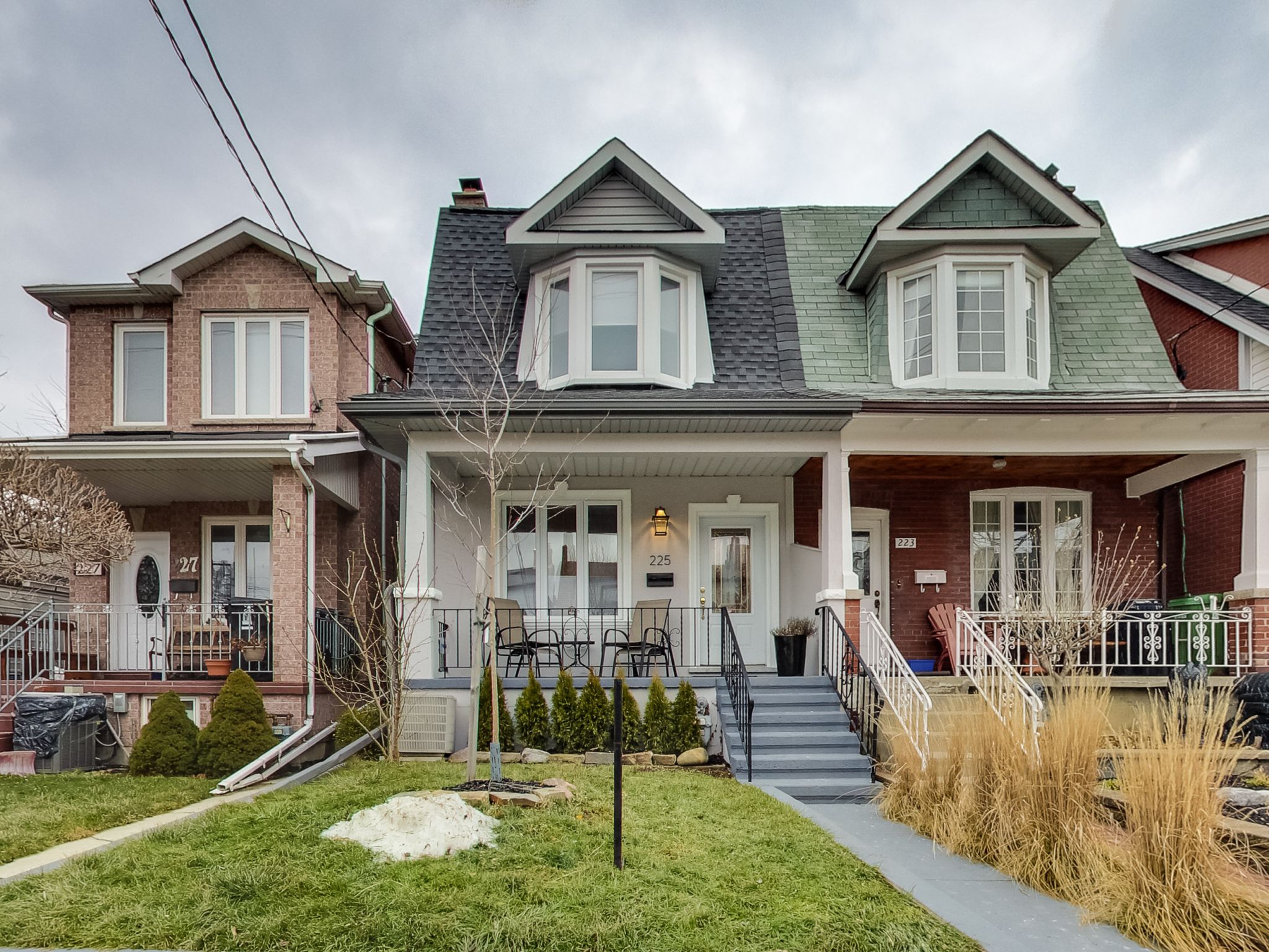 225 Earlscourt Ave the BREL team