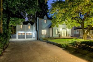 924 Meadow Wood Lorne Park Mississauga