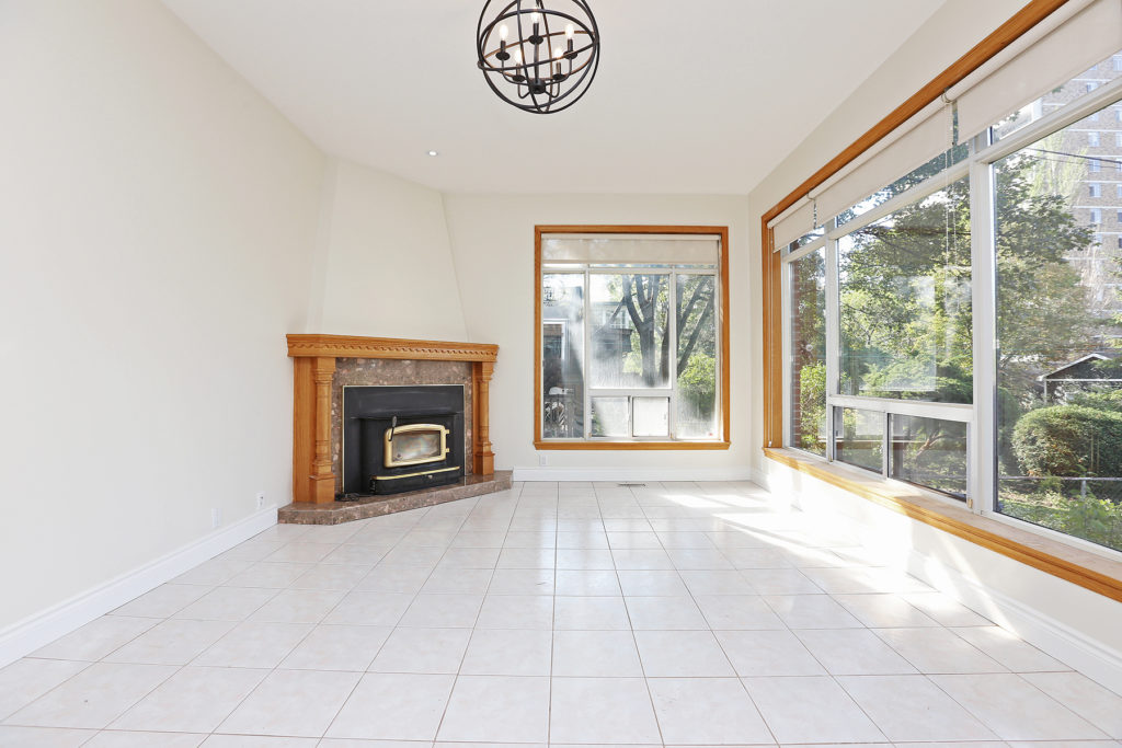 422 Gladstone Avenue detached home