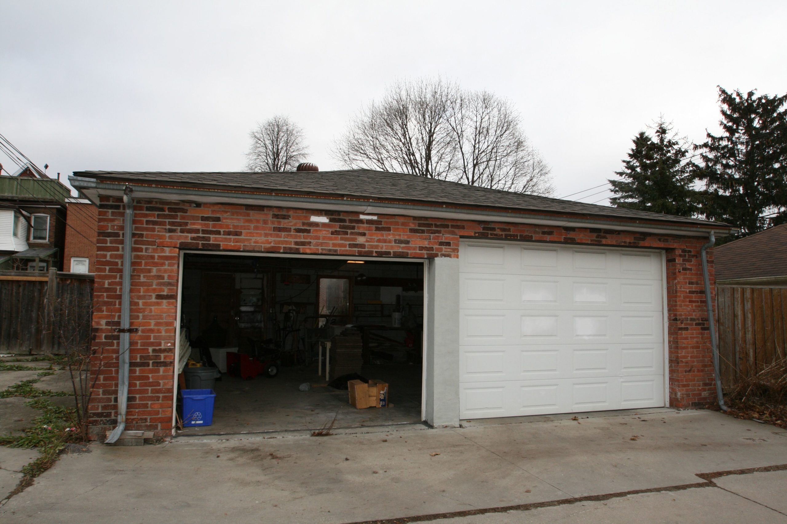 Garage space for lease 442 Gladstone Ave the BREL team