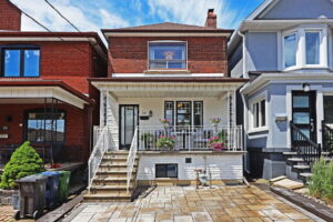 24 Amherst Ave oakwood village